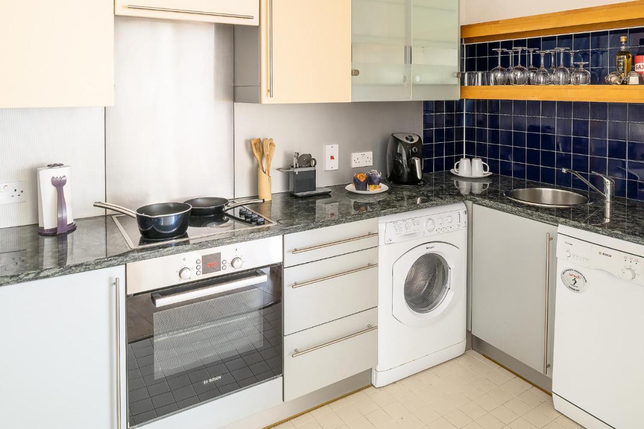 Comfortable And Bright Apartment In Tower Bridge Лондон Екстер'єр фото