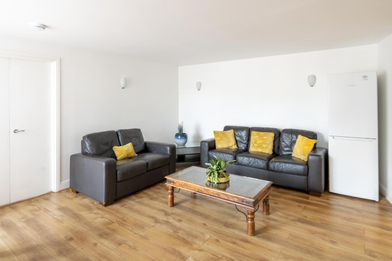 Comfortable And Bright Apartment In Tower Bridge Лондон Екстер'єр фото